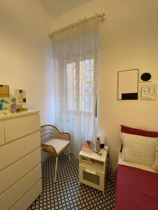 Spring Apartment Rom